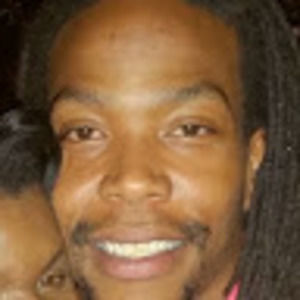 Meet your Posher, Derrick